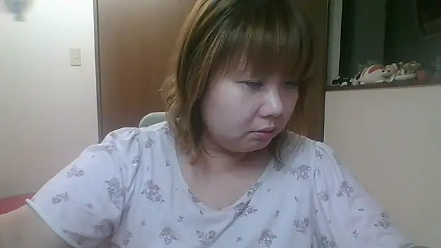 Snapshot of SAKU-RA-chan chatting on October 1, 2025, 2:32 pm SAKU-RA-chan online show from October 1, 2025, 2:32 pm