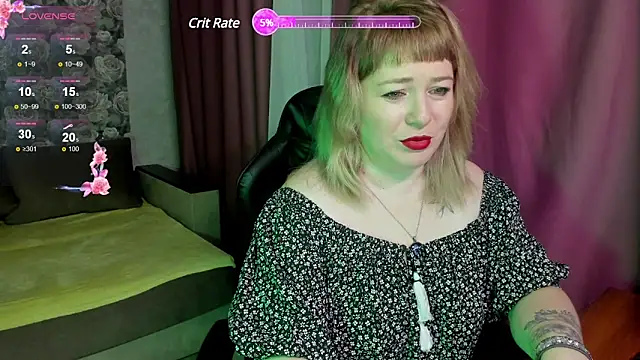 Victoria Di online show from December 5, 2024, 1:53 am
