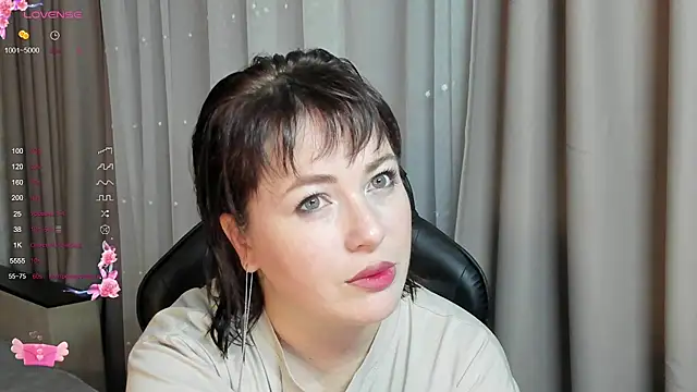 Victoria Di online show from September 28, 2025, 2:57 pm