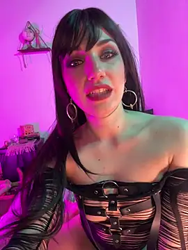 Snapshot of Sofia_Poly chatting on January 10, 2026, 10:49 pm Sofia Poly online show from January 10, 2026, 10:49 pm