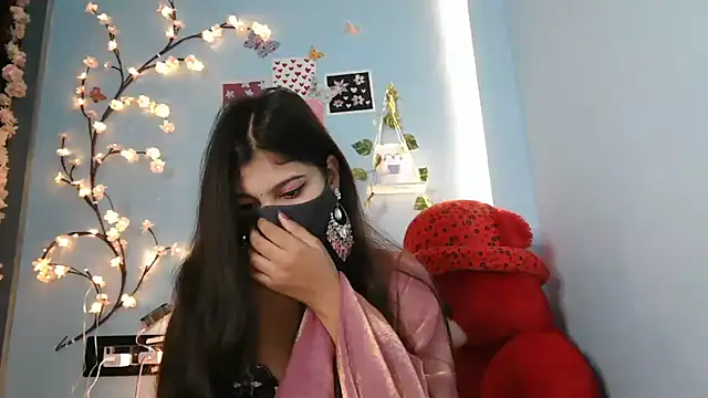 Snapshot of Reena_Singh53 chatting on November 1, 2025, 12:10 pm Reena Singh53 online show from November 1, 2025, 12:10 pm