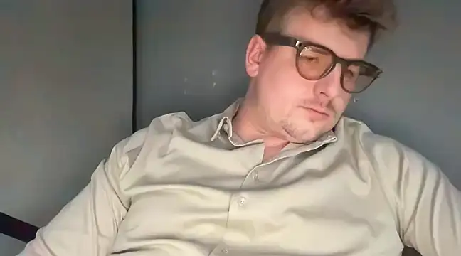 BigSammy1995 online show from December 6, 2024, 3:06 pm