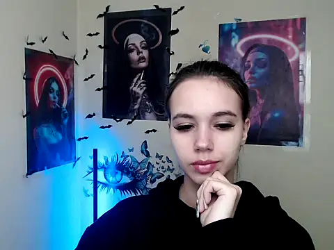  StAcY online show from November 25, 2025, 1:22 pm