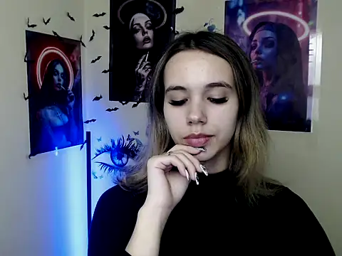  StAcY online show from November 5, 2025, 12:52 pm