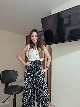 Hanny 24 online show from February 4, 2026, 8:26 pm