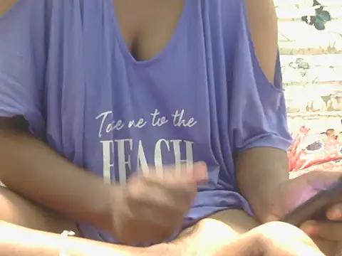 chocolatebabtamill online show from February 16, 2026, 5:22 pm