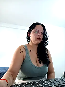 Snapshot of babyluna939 chatting on May 2, 2026, 4:34 pm babyluna939 online show from May 2, 2026, 4:34 pm