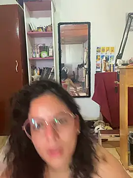 babyluna939 online show from March 5, 2025, 8:10 pm