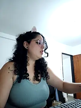 babyluna939 online show from April 8, 2026, 4:08 pm