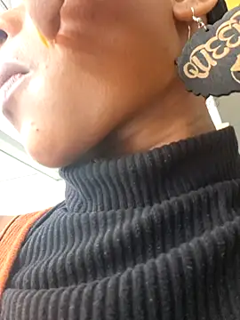 sara williams01 online show from November 9, 2025, 4:55 pm