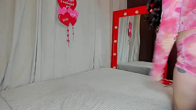 Little Ivy online show from February 16, 2026, 8:51 pm