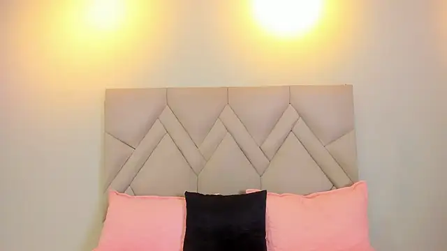 Isis Osman online show from February 24, 2026, 7:37 pm