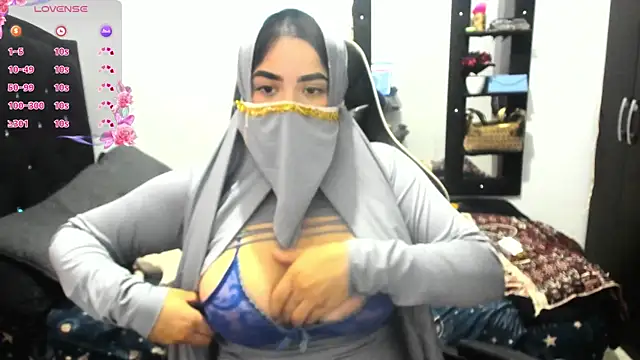 janna isa online show from October 25, 2025, 9:15 pm