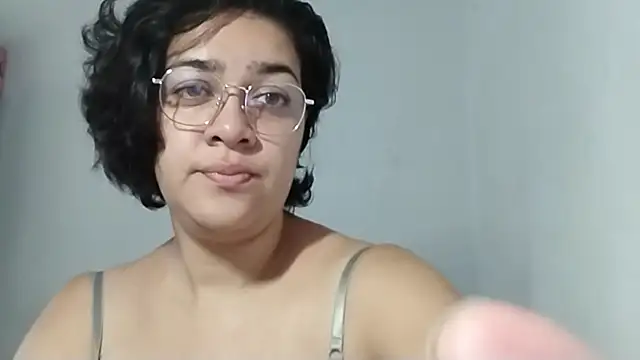 Snapshot of ely_toro_ chatting on September 13, 2025, 3:34 pm ely toro online show from September 13, 2025, 3:34 pm