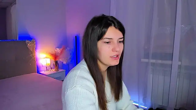 Snapshot of Laura_Leee chatting on February 21, 2026, 6:15 am Laura Leee online show from February 21, 2026, 6:15 am