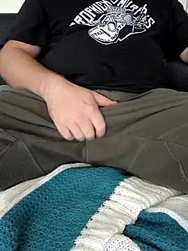 OdinWolf1990 online show from October 15, 2025, 12:57 pm