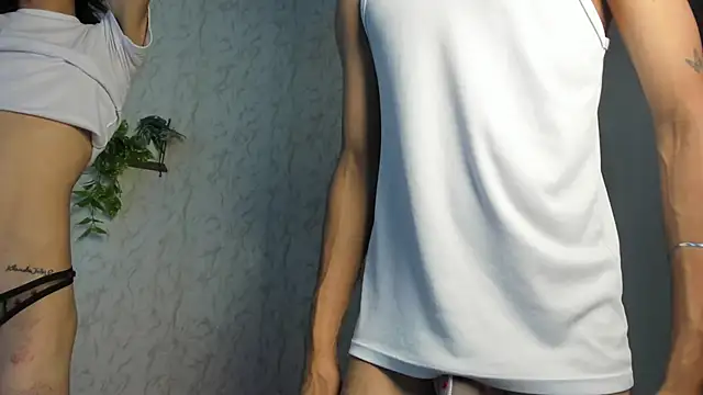 Snapshot of jony_honey chatting on February 4, 2026, 12:00 pm jony honey online show from February 4, 2026, 12:00 pm