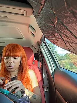 butterflybootyy online show from October 18, 2025, 9:06 pm