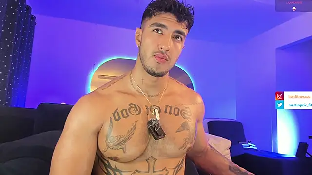 JACOB MARTINS online show from March 4, 2025, 6:04 am