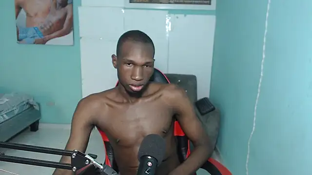 Snapshot of black30cmdick chatting on February 12, 2026, 5:34 pm black30cmdick online show from February 12, 2026, 5:34 pm