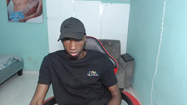 Snapshot of black30cmdick chatting on February 6, 2026, 9:27 am black30cmdick online show from February 6, 2026, 9:27 am