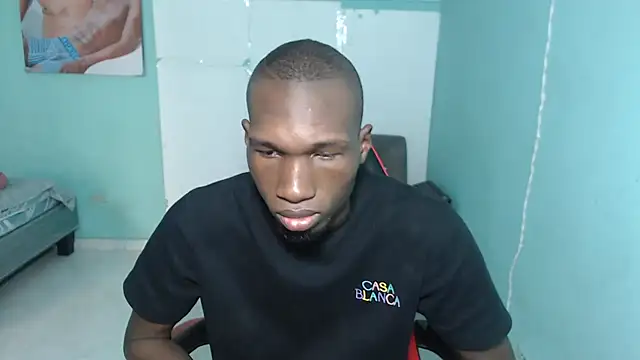 Snapshot of black30cmdick chatting on February 5, 2026, 6:26 pm black30cmdick online show from February 5, 2026, 6:26 pm