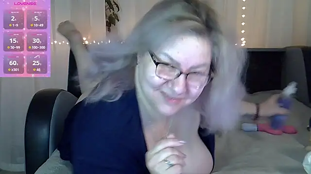 AngelinaGlam online show from October 11, 2025, 3:24 pm