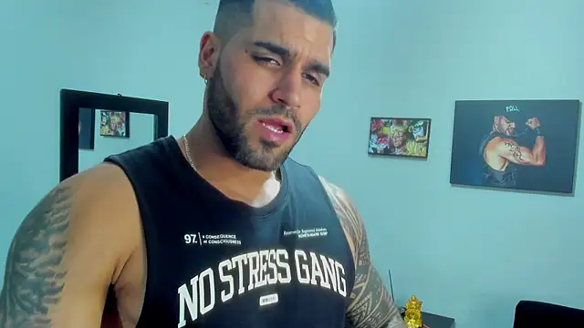 SamirHazard97 online show from November 18, 2025, 8:56 pm