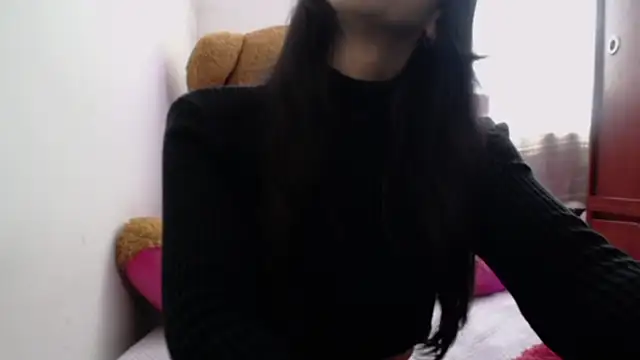 Snapshot of eibby_princess chatting on October 2, 2025, 5:27 pm eibby princess online show from October 2, 2025, 5:27 pm