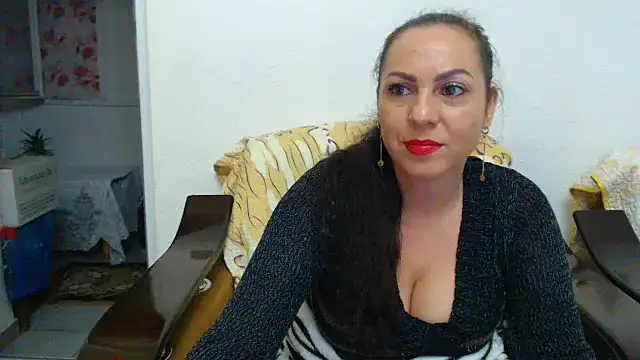 MissElla online show from October 30, 2025, 1:37 am