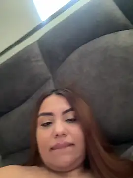 Snapshot of valeria2019hot chatting on February 23, 2026, 5:35 pm valeria2019hot online show from February 23, 2026, 5:35 pm