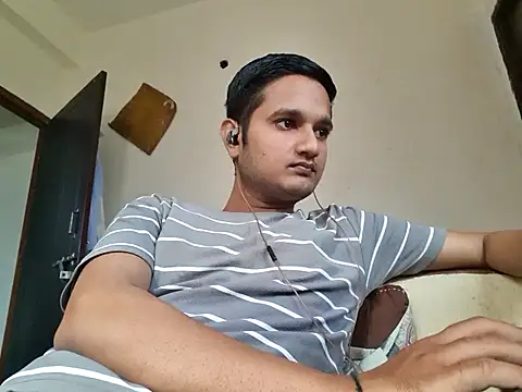 Jonrobinso online show from October 8, 2025, 4:14 am