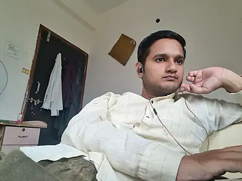 Jonrobinso online show from October 9, 2025, 4:35 am