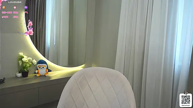 Snapshot of EvelyynLopez chatting on March 2, 2025, 10:16 am EvelyynLopez online show from March 2, 2025, 10:16 am