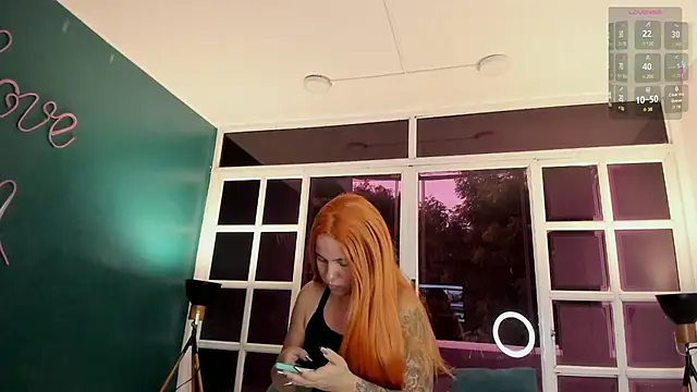 MelaniieRoux online show from November 6, 2025, 11:47 am