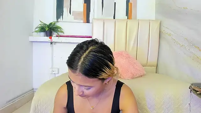 miranda villa online show from October 26, 2025, 12:49 pm