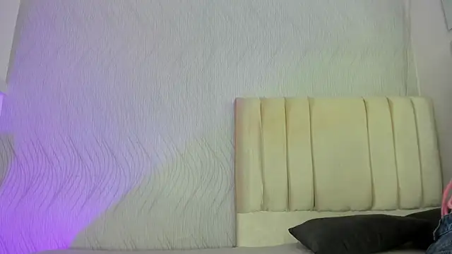 miranda villa online show from March 5, 2025, 12:55 pm