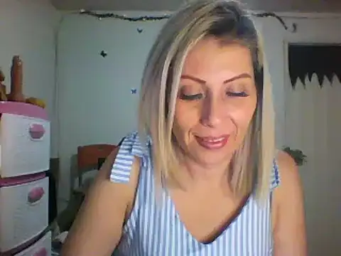 alixia81 online show from February 2, 2025, 2:59 am