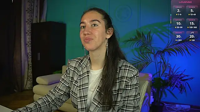 Belle Via online show from May 19, 2026, 5:09 pm