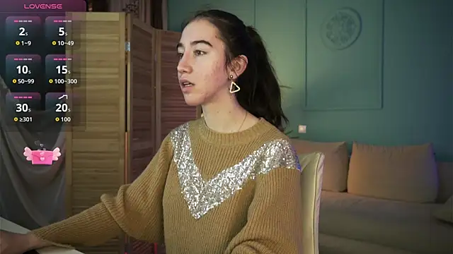 Belle Via online show from November 29, 2025, 4:40 pm