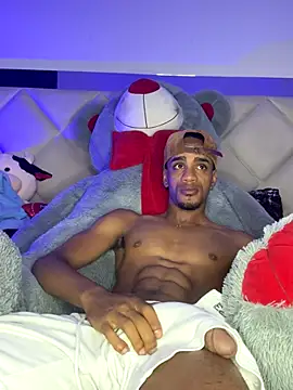 AaronCruz  online show from October 17, 2025, 4:27 am