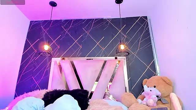 Miia77  online show from February 6, 2026, 3:57 am