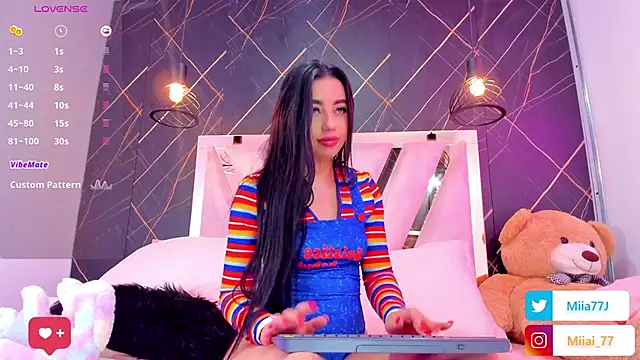 Miia77  online show from October 31, 2025, 3:14 am