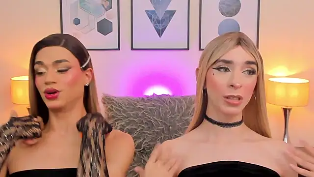 Snapshot of ariivega chatting on February 13, 2025, 2:45 am ariivega online show from February 13, 2025, 2:45 am