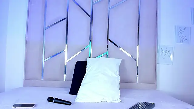 Snapshot of AlyRoses chatting on November 17, 2025, 1:59 pm AlyRoses online show from November 17, 2025, 1:59 pm