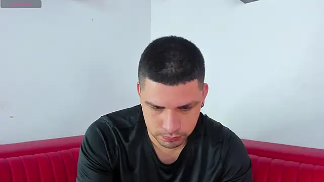 Snapshot of Jacoob19_ chatting on October 15, 2025, 12:35 pm Jacoob19 online show from October 15, 2025, 12:35 pm