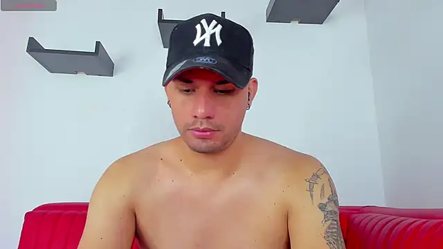 Snapshot of Jacoob19_ chatting on November 22, 2025, 2:27 pm Jacoob19 online show from November 22, 2025, 2:27 pm