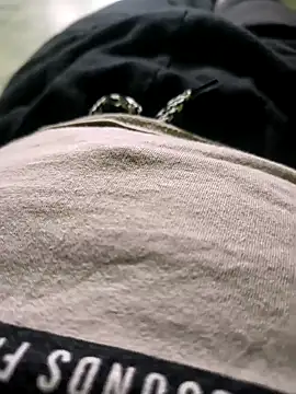 Snapshot of karthick25 chatting on October 20, 2025, 6:26 am karthick25 online show from October 20, 2025, 6:26 am