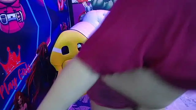 candy hairy online show from March 23, 2025, 6:26 am