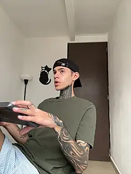 Saturno v online show from February 28, 2026, 8:19 pm